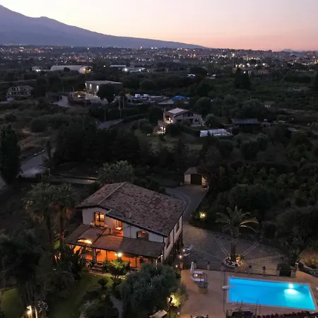 Biddizza Villa Acireale